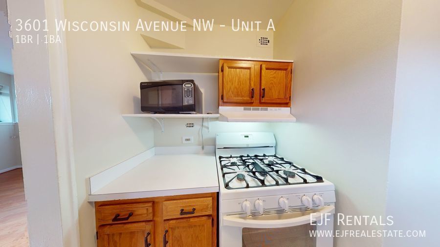 Spacious Cathedral Heights One Bedroom W/Stunning Rooftop Views, All Energy Utilities Included! property image