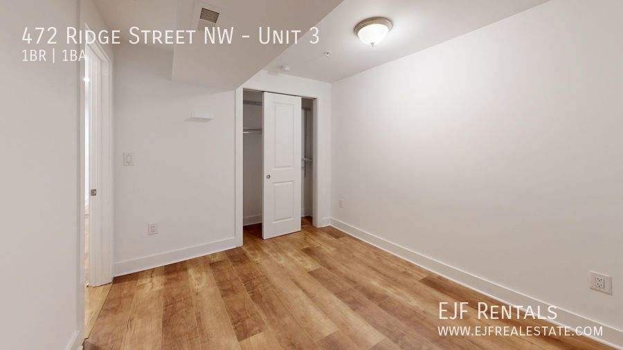 Spacious 800 Square Foot One Bedroom Plus Den W/Modern Updates, Updated Appliances, Washer/Dryer In Unit & More! property image