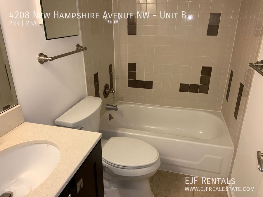 Spacious Two Bedroom Two Bathroom Petworth Apartment! property image