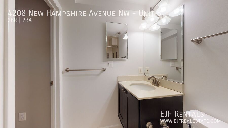 Spacious Two Bedroom Two Bathroom Petworth Apartment! property image