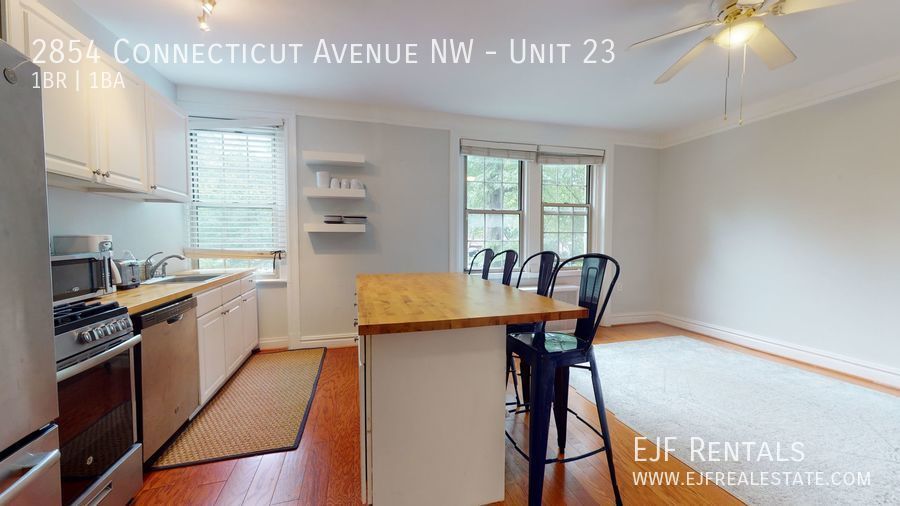Bright & Sunny Large One Bedroom With Vaulted Ceilings, Modern Updates W/Parking On Connecticut Ave! property image