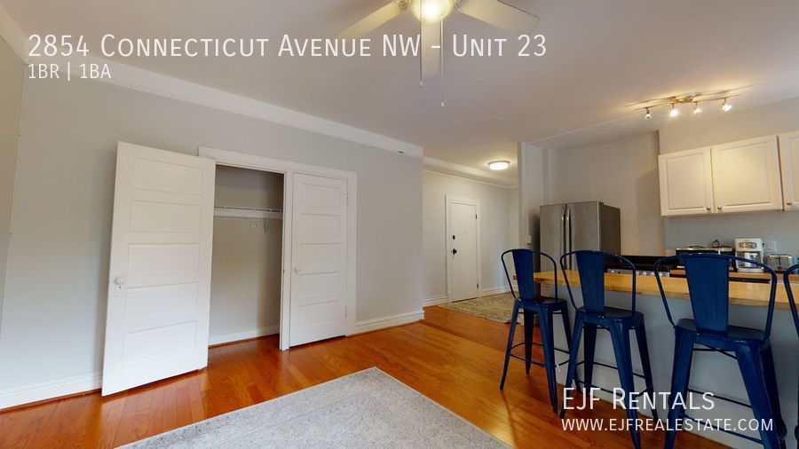 Bright & Sunny Large One Bedroom With Vaulted Ceilings, Modern Updates W/Parking On Connecticut Ave! property image