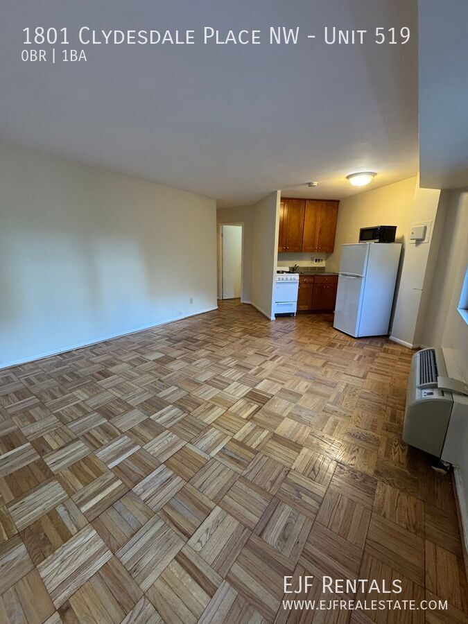 Studio in the Saxony Coop - 24/7 Front Desk & Large Roofdeck with Zoo/Rock Creek Views property image