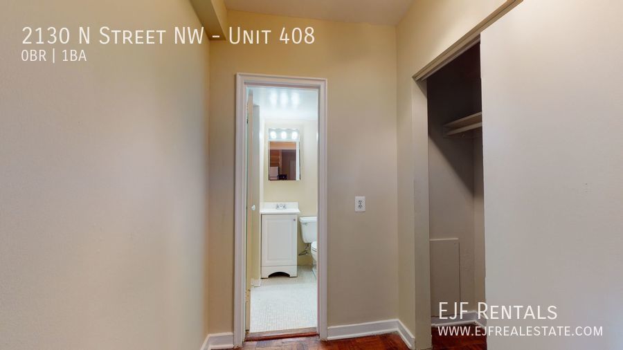 Dupont East Studio Apartment W/Private Roof Deck, Built-In Shelving, & More! property image