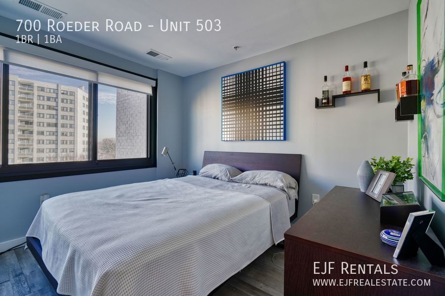 Sleek and Modern One Bedroom Condo for Rent-Panoramic Views, Natural Light, Updated Appliances & More! property image
