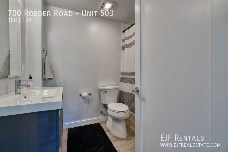 Sleek and Modern One Bedroom Condo for Rent-Panoramic Views, Natural Light, Updated Appliances & More! property image