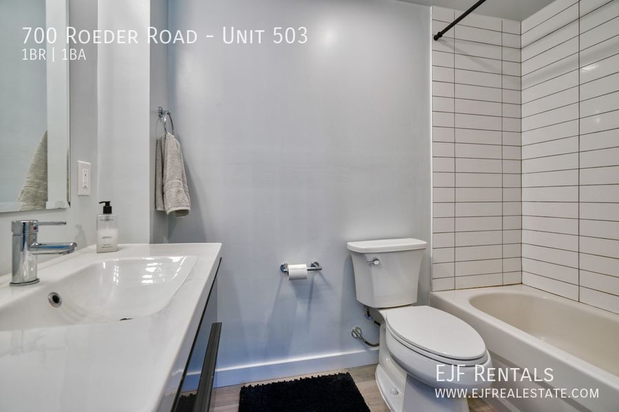 Sleek and Modern One Bedroom Condo for Rent-Panoramic Views, Natural Light, Updated Appliances & More! property image