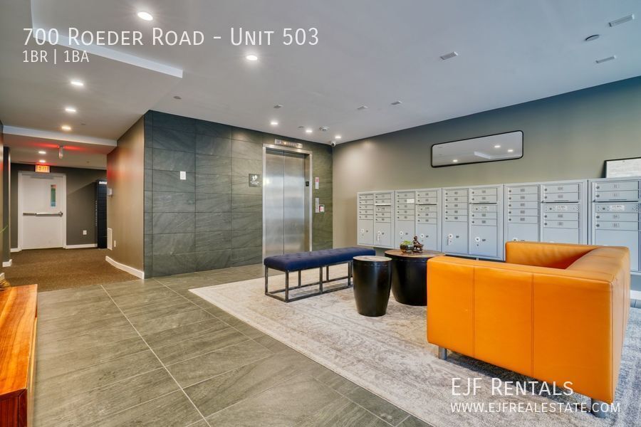 Sleek and Modern One Bedroom Condo for Rent-Panoramic Views, Natural Light, Updated Appliances & More! property image