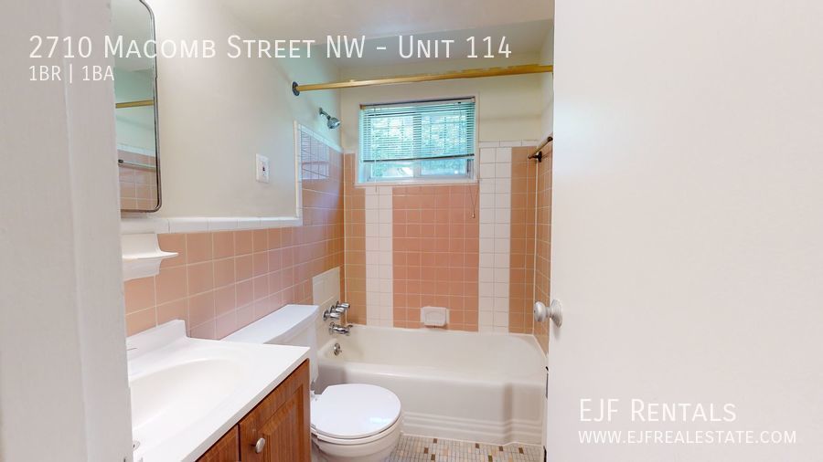Large Cleveland Park One Bedroom W/Private Patio, Spacious Living Area, & More! property image