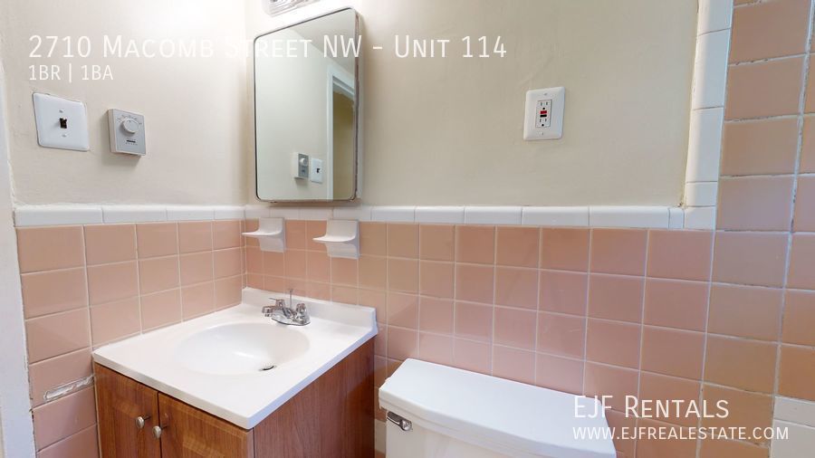Large Cleveland Park One Bedroom W/Private Patio, Spacious Living Area, & More! property image