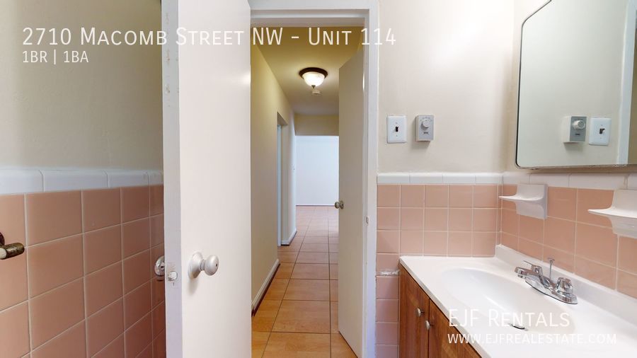 Large Cleveland Park One Bedroom W/Private Patio, Spacious Living Area, & More! property image