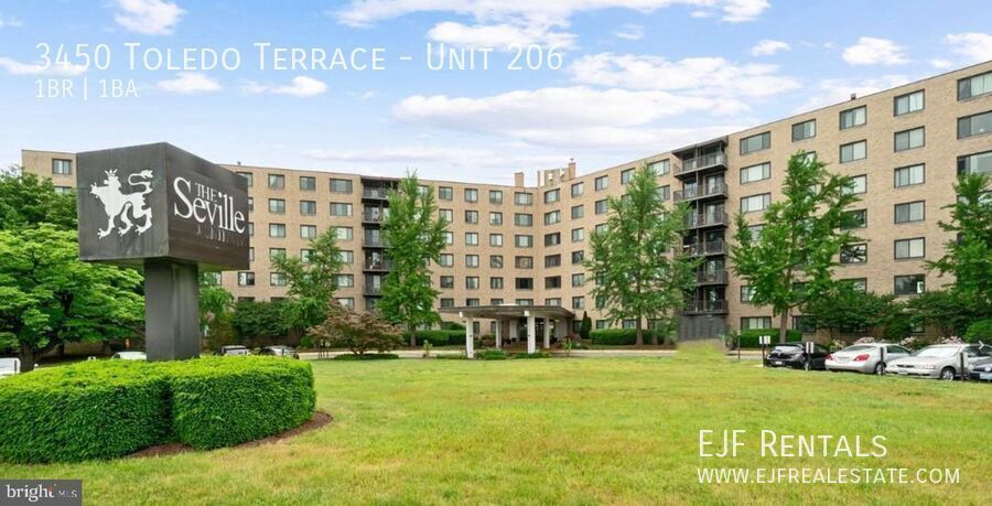 Spacious & Updated One Bedroom W/All Energy Utilties Included, Parking, Laundry on Site, & Much More! property image