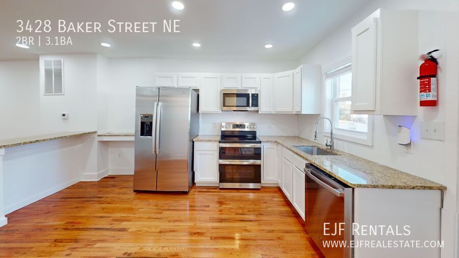 Recently Renovated Stunning Two Bedroom/Three & a Half Bathroom for Rent property image