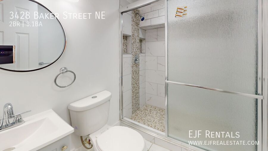 Recently Renovated Stunning Two Bedroom/Three & a Half Bathroom for Rent property image