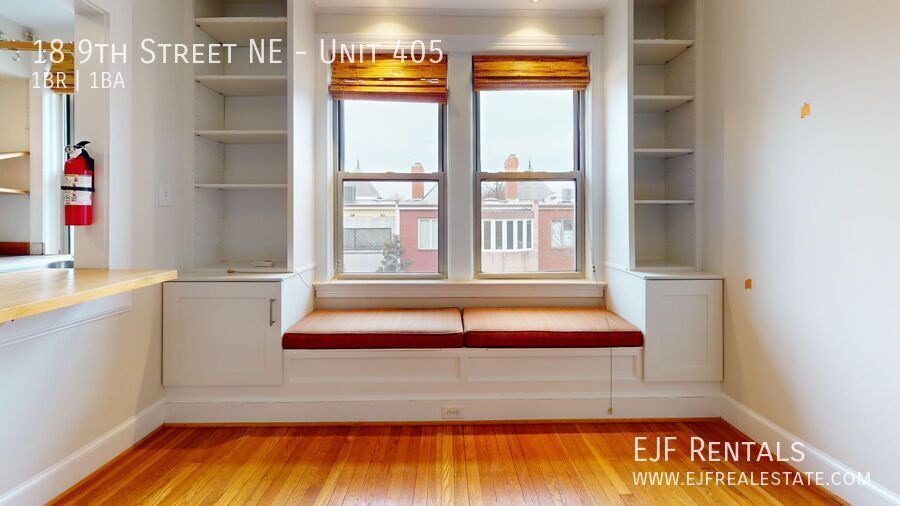 Historic Capitol Hill One Bedroom W/Open Floor Plan & Fireplace property image