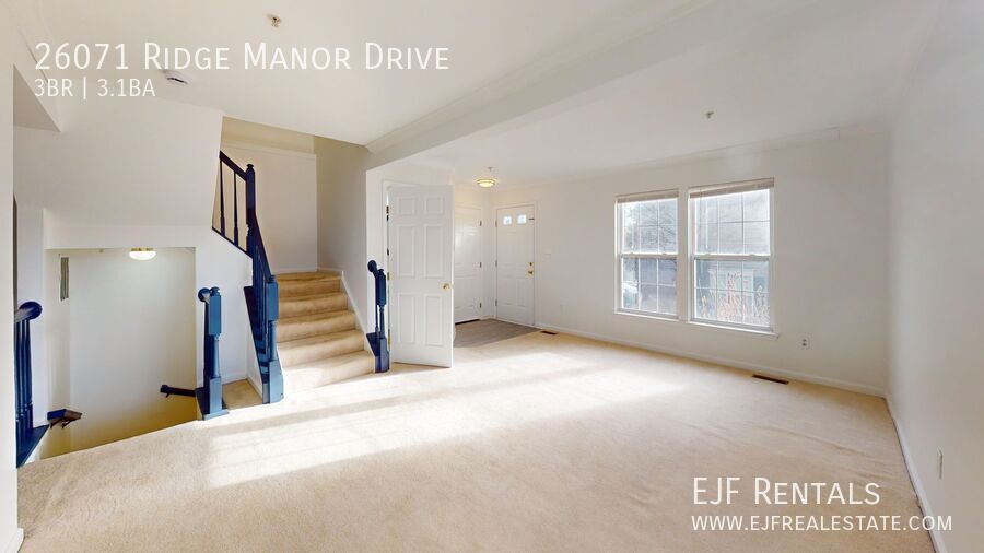 Spacious Family Three Bedroom Townhouse in Damascus! Pets Welcomed & Parking Included! property image