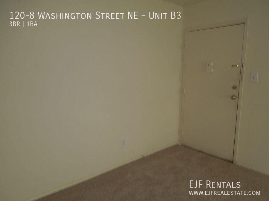 Updated 3 Bedroom Condo property image