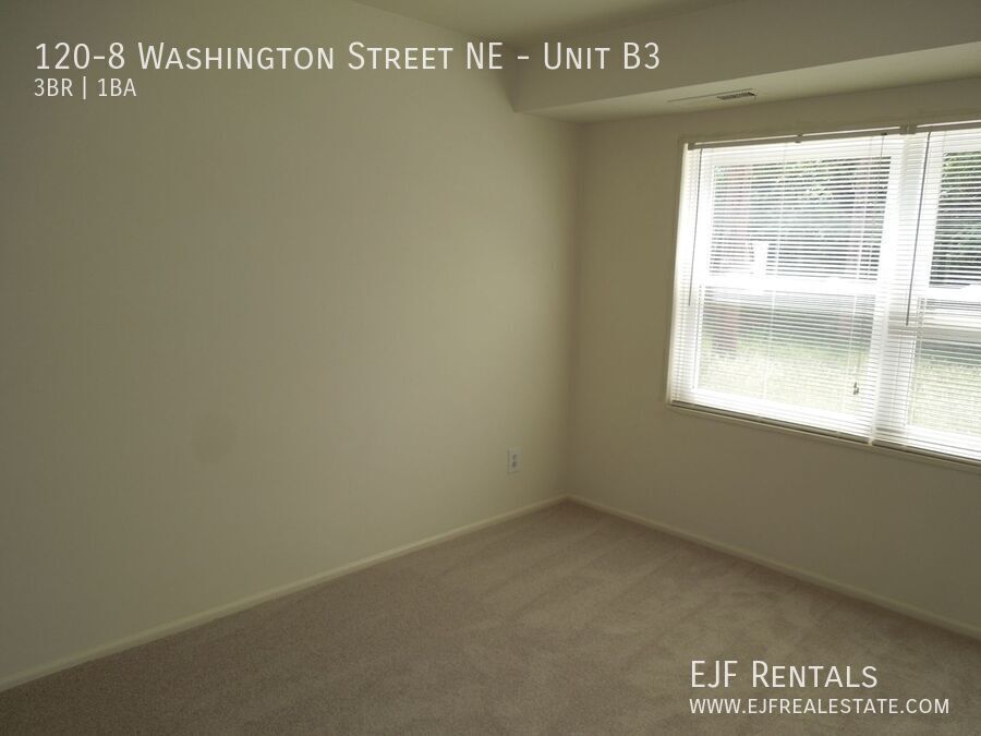 Updated 3 Bedroom Condo property image
