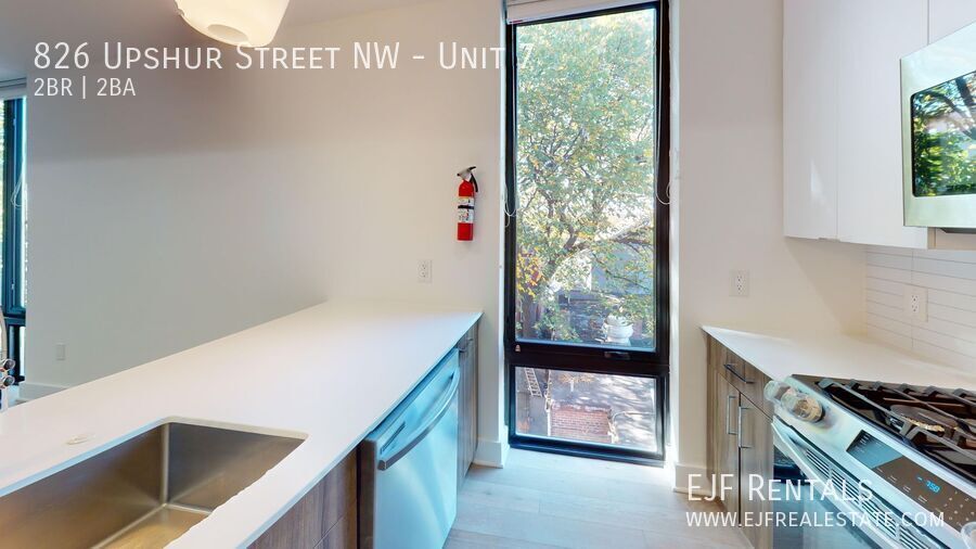 Newly Renovated Two Bedroom Two Bathroom W/Off Street Parking property image