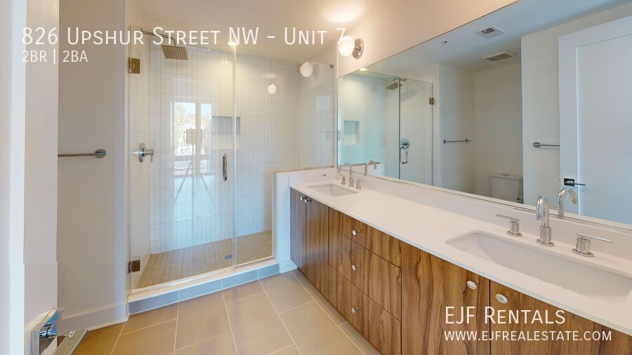 Newly Renovated Two Bedroom Two Bathroom W/Off Street Parking property image