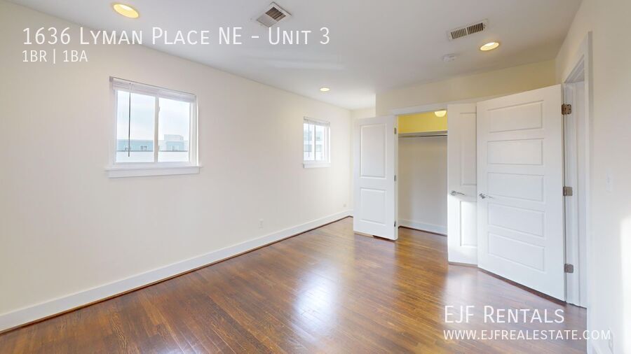 Updated One Bedroom W/Stainless Steel Appliances, Pets Welcomed, & Washer/Dryer In Unit! property image