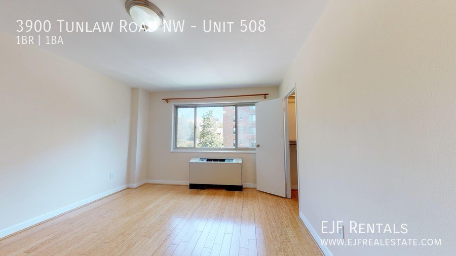 Massive One Bedroom One Bath in Glover Park with All Utilities Included and Parking! property image