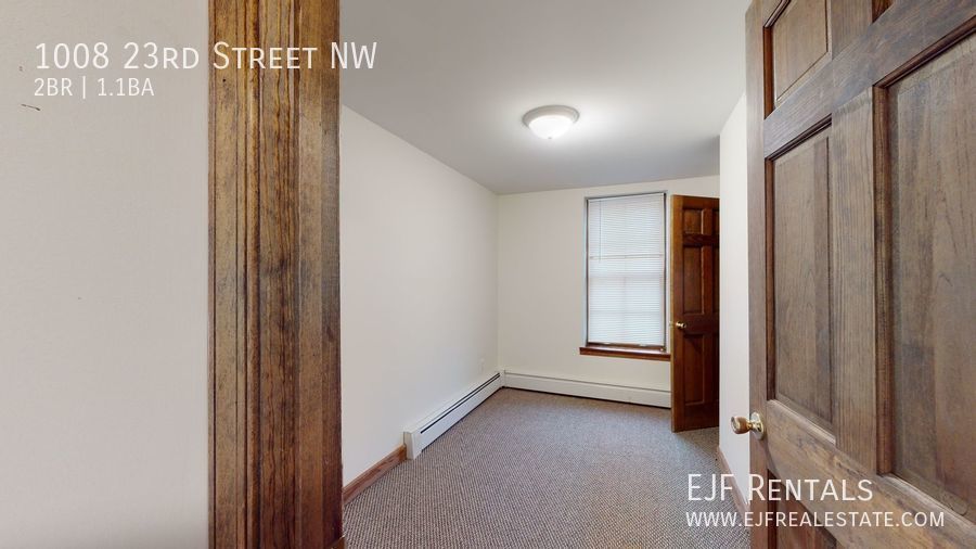 Foggy Bottom 1,200 Square Foot Rowhouse Off Washington Circle W/Exposed Brick! Prime Location! property image