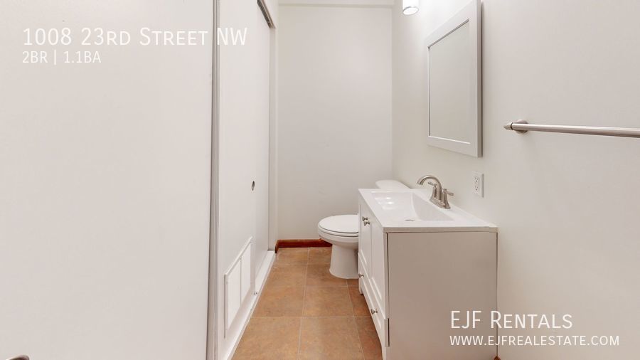 Foggy Bottom 1,200 Square Foot Rowhouse Off Washington Circle W/Exposed Brick! Prime Location! property image