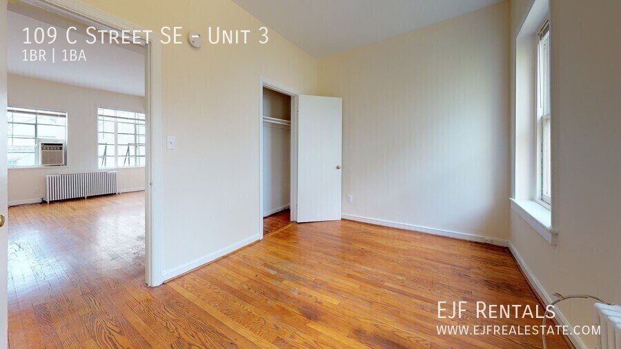Historic Capitol Hill Top Floor One Bedroom for Rent! Close by to the Metro/Capitol Hill & Much More! property image