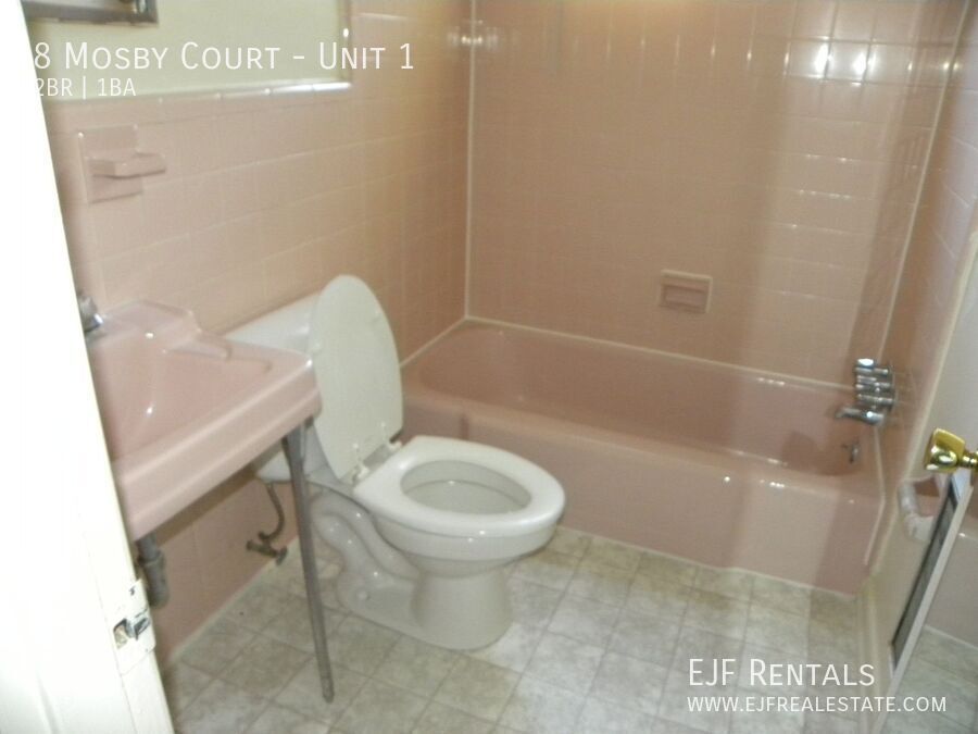 Nice Round Hill 2 Bedroom With Washer/Dryer property image