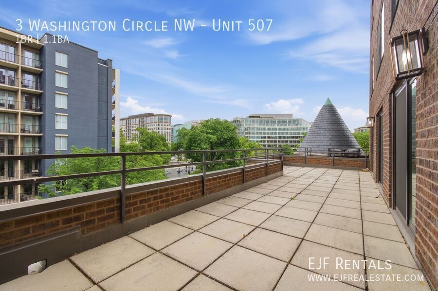 Stunning 1,000 Square Foot Washington Circle Apartment W/Garage Parking, Private Terrace, & Storage property image
