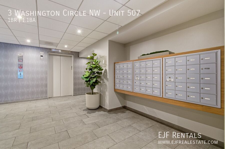 Stunning 1,000 Square Foot Washington Circle Apartment W/Garage Parking, Private Terrace, & Storage property image