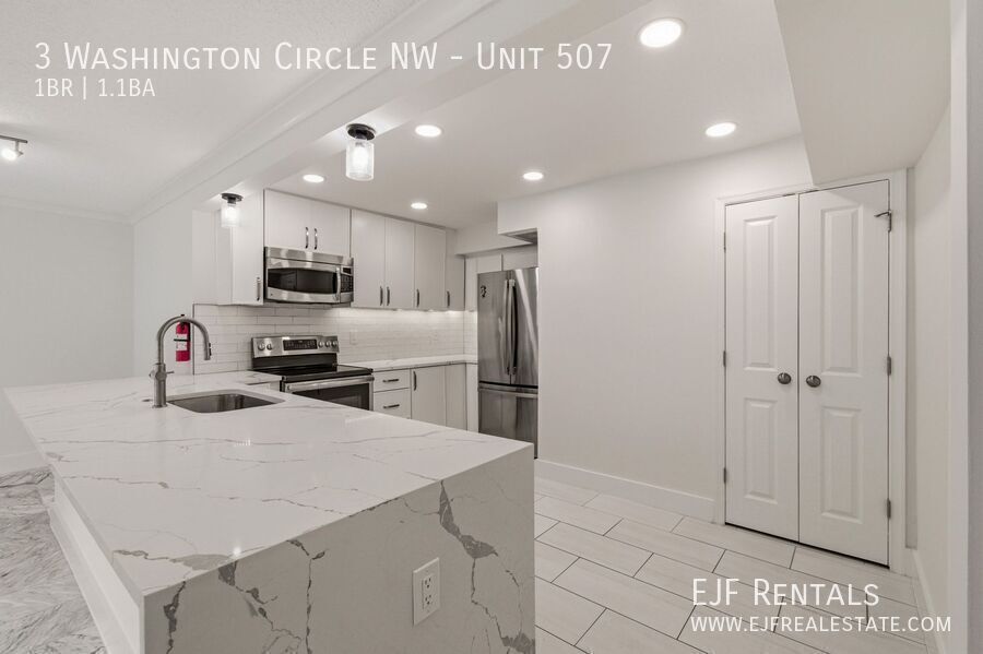 Stunning 1,000 Square Foot Washington Circle Apartment W/Garage Parking, Private Terrace, & Storage property image