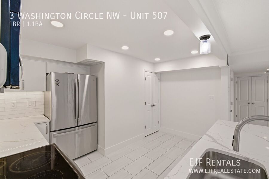 Stunning 1,000 Square Foot Washington Circle Apartment W/Garage Parking, Private Terrace, & Storage property image