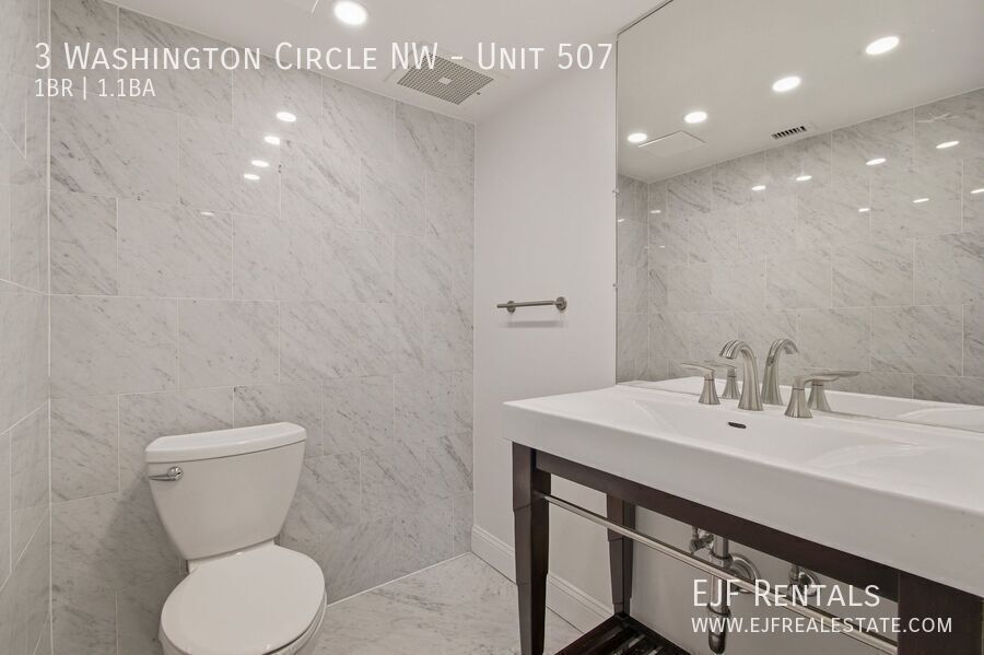 Stunning 1,000 Square Foot Washington Circle Apartment W/Garage Parking, Private Terrace, & Storage property image