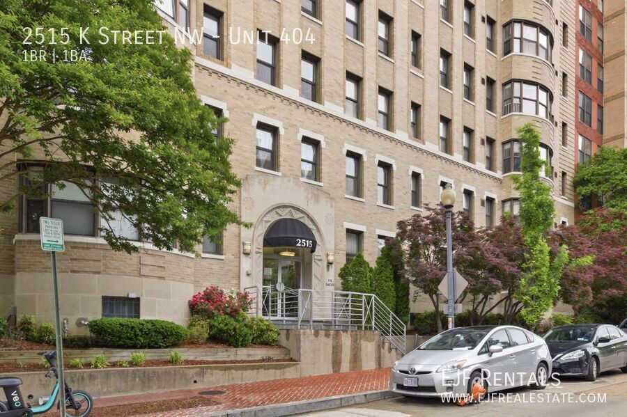Large Foggy Bottom One Bedroom W/All Energy Utilities Included! Roof Deck property image