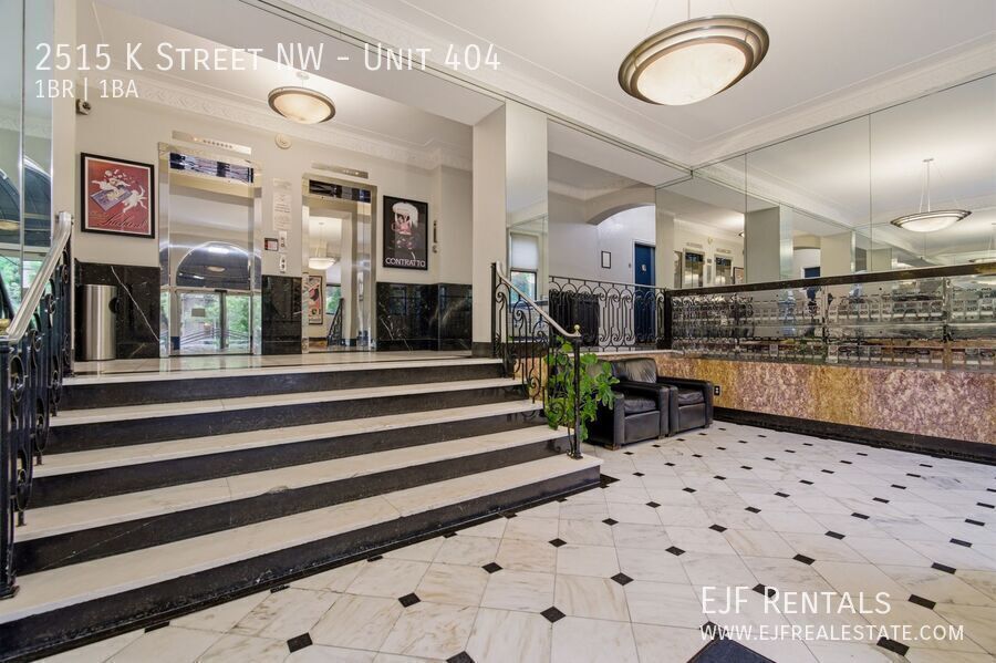 Large Foggy Bottom One Bedroom W/All Energy Utilities Included! Roof Deck property image