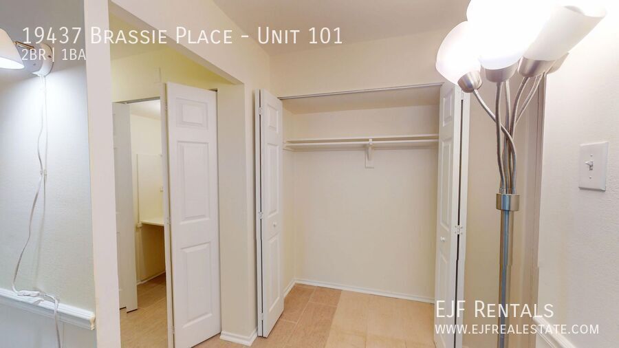 Montgomery Village Two Bedroom W/Pool! Off Street Parking, Available Now! property image