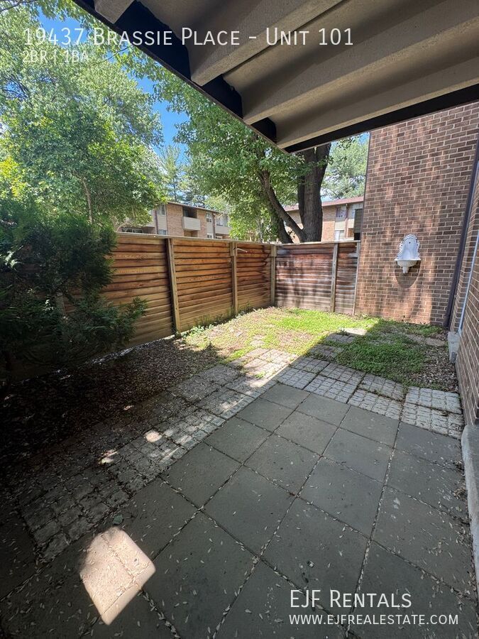 Montgomery Village Two Bedroom W/Pool! Off Street Parking, Available Now! property image