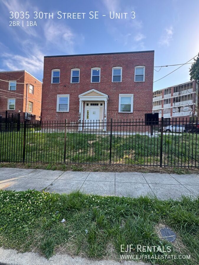 Southeast Two Units Available-Two Bedroom & One Bedroom Available Now! property image