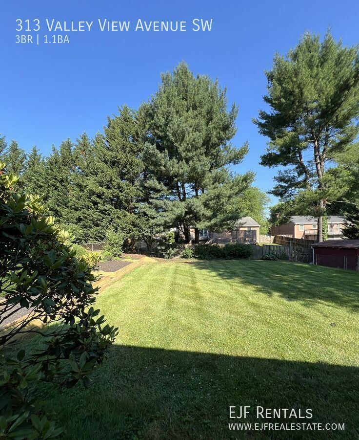 Delightful Rambler with Finished Basement property image