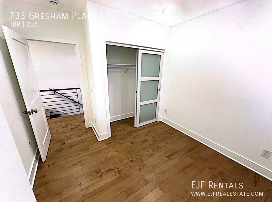 Fully Renovated Five Bedroom House for Rent! property image