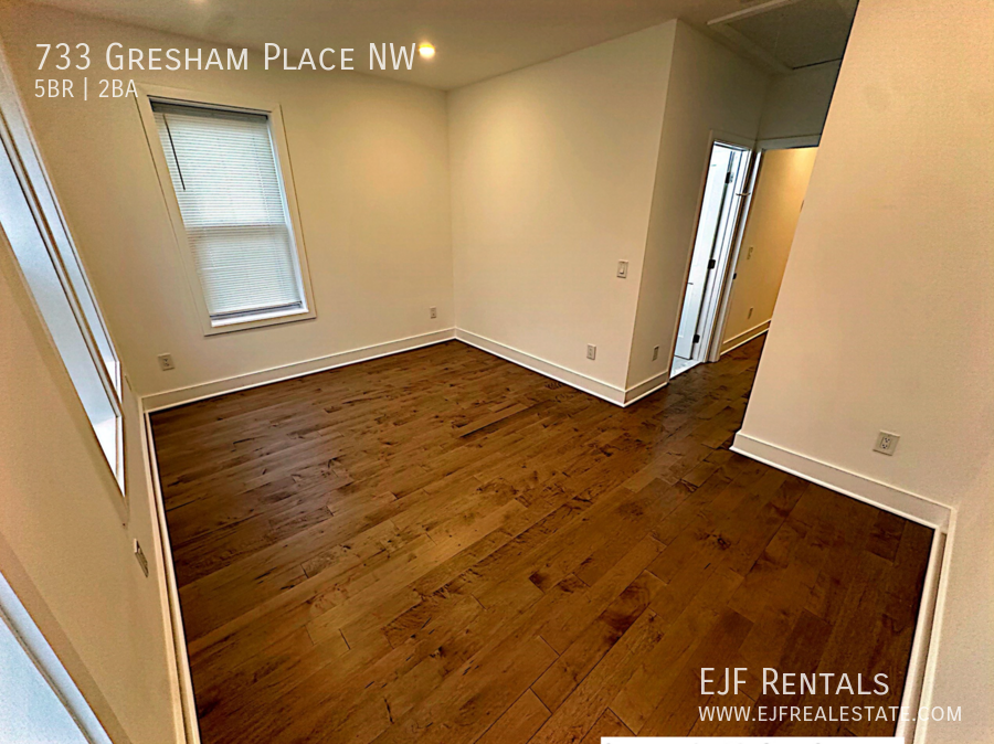 Fully Renovated Five Bedroom House for Rent! property image