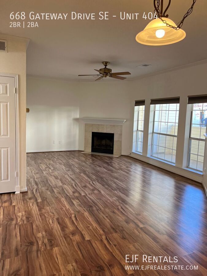 Beautiful 2 Bedroom Condo in Brookmeade property image