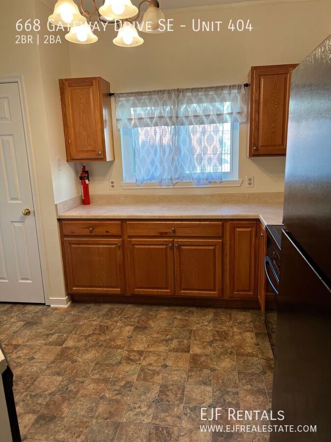 Beautiful 2 Bedroom Condo in Brookmeade property image