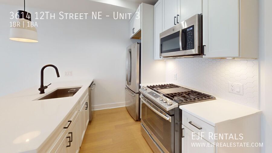 Brookland One Bedroom-Modern & Sleek Living! property image