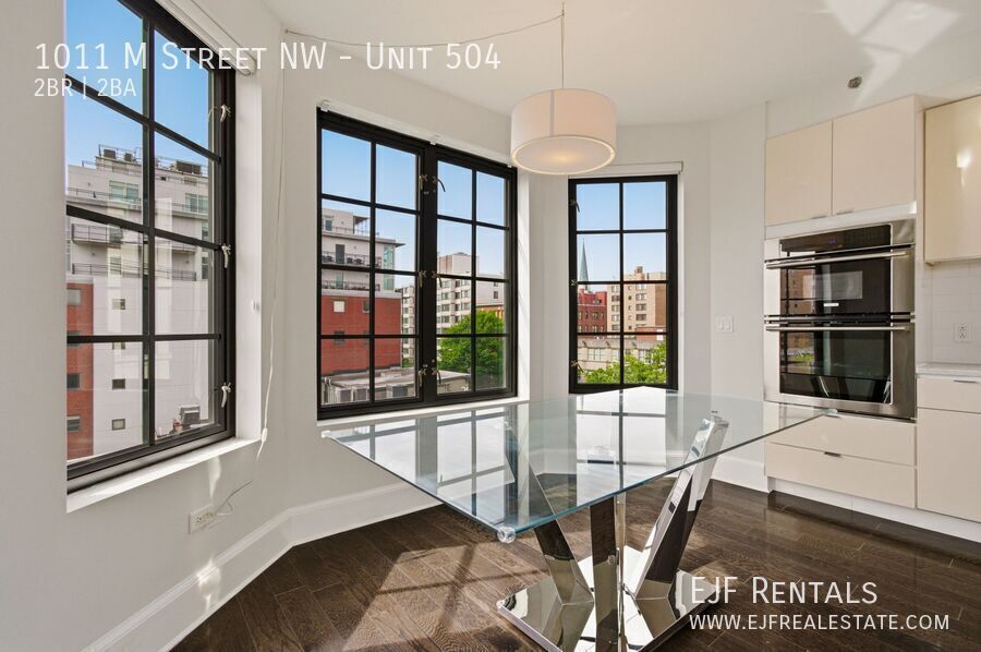 Stunning Shaw Two-Bedroom W/ Incredible Roof Top Available Now! property image