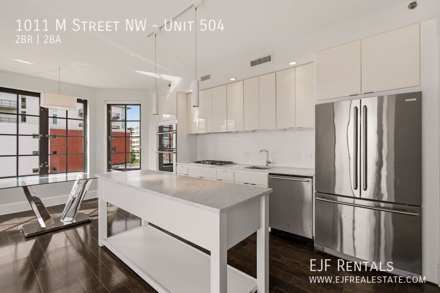Stunning Shaw Two-Bedroom W/ Incredible Roof Top Available Now! property image
