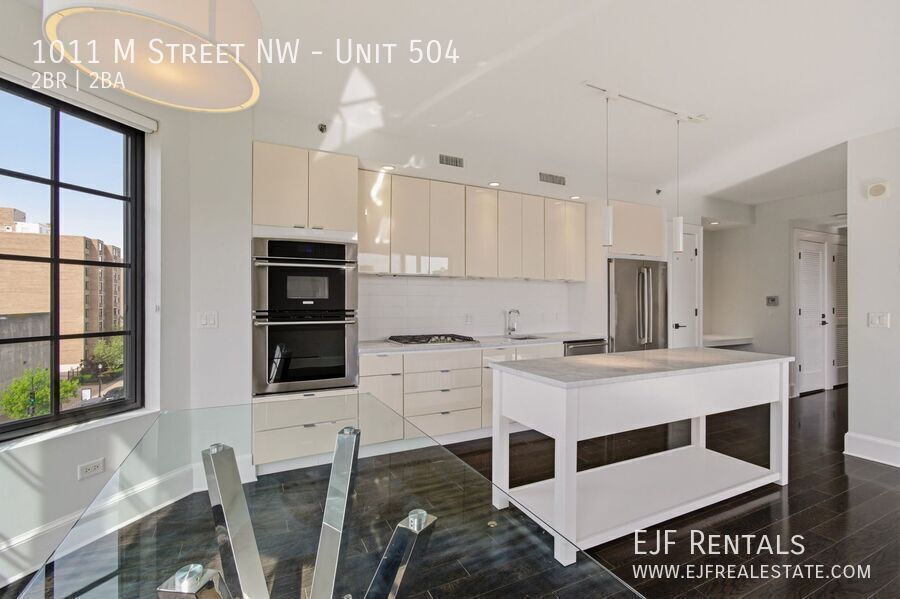 Stunning Shaw Two-Bedroom W/ Incredible Roof Top Available Now! property image
