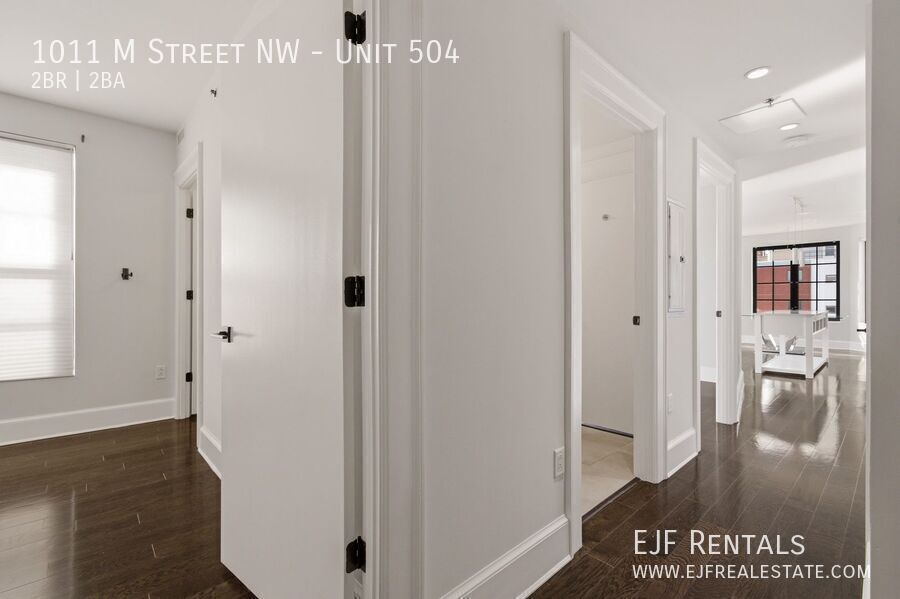 Stunning Shaw Two-Bedroom W/ Incredible Roof Top Available Now! property image